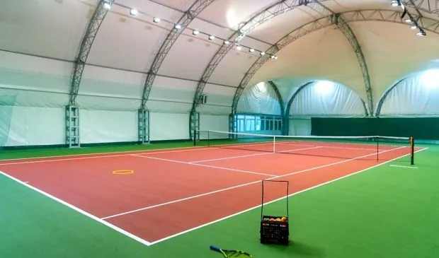 Теннисный корт I love tennis