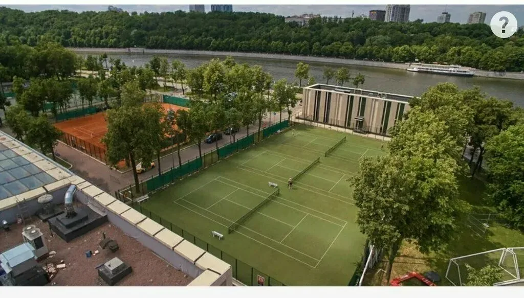 Теннисный корт Лужники