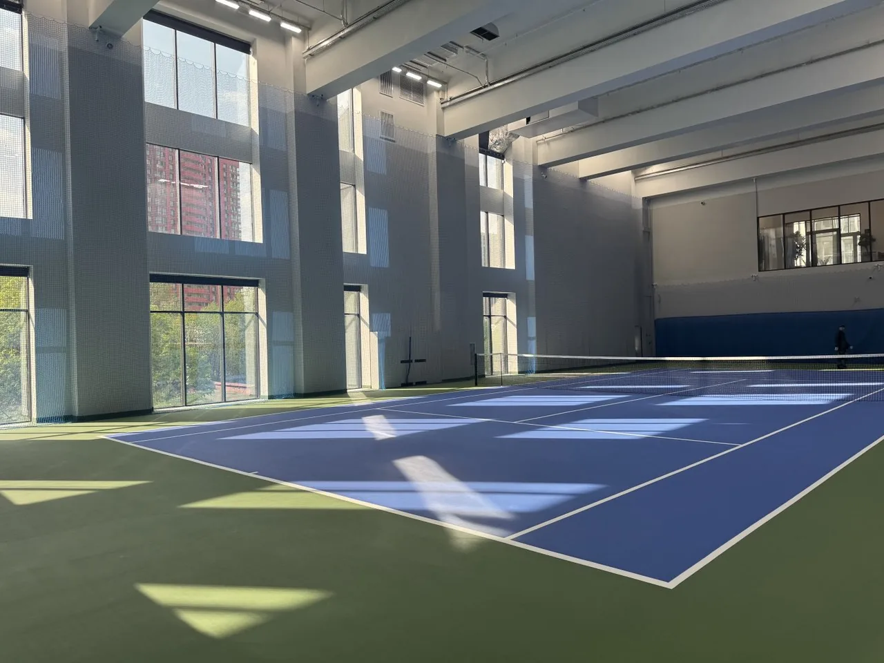 Теннисный корт NEWTON ARENA
