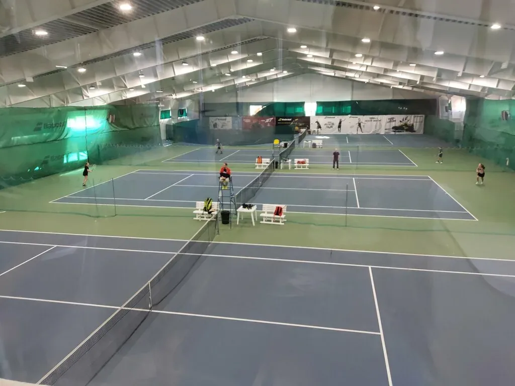 Теннисный корт Tennis Family Club